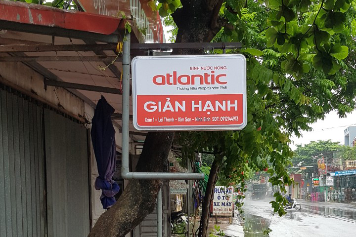 thi công biển vẫy